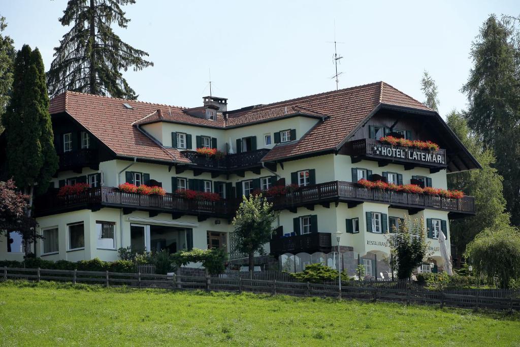 Hotel Latemar Soprabolzano Esterno foto